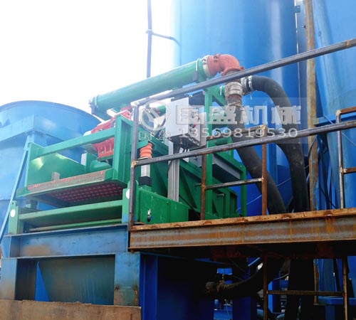 河道清淤設(shè)備 河道清淤設(shè)備