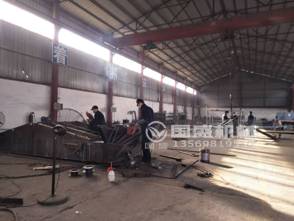 選購振動篩客戶需注意的細節(jié) 選購振動篩客戶需注意的細節(jié)