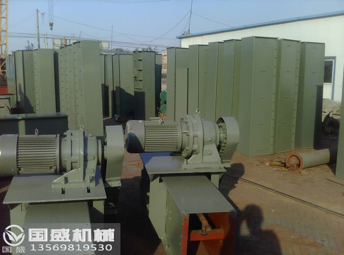 雙板鏈滑石粉裝罐用上料機 雙板鏈滑石粉裝罐用上料機