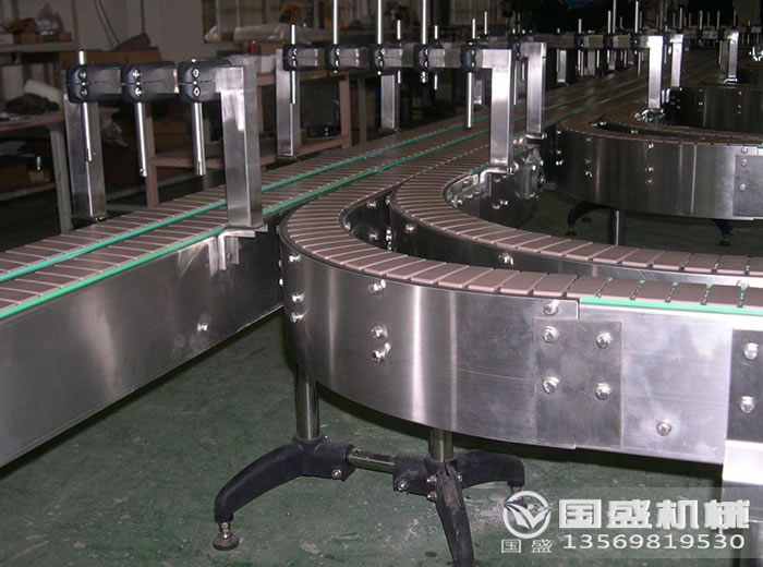 紙箱鏈板運輸機(jī) 紙箱鏈板運輸機(jī)