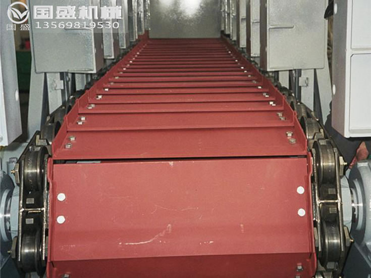 鱗板式輸送機操作 鱗板式輸送機操作