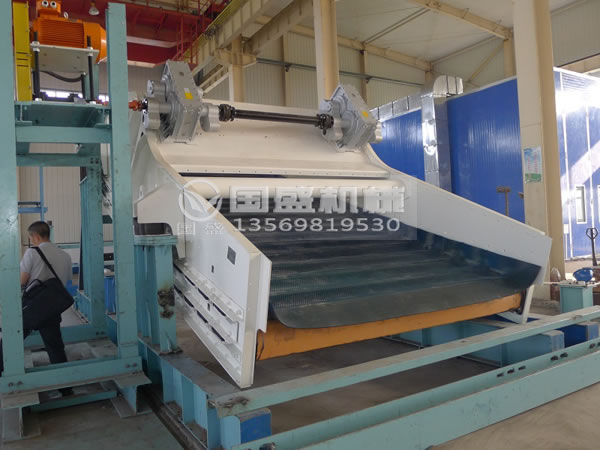 振動篩篩網(wǎng)清理辦法 振動篩篩網(wǎng)清理辦法